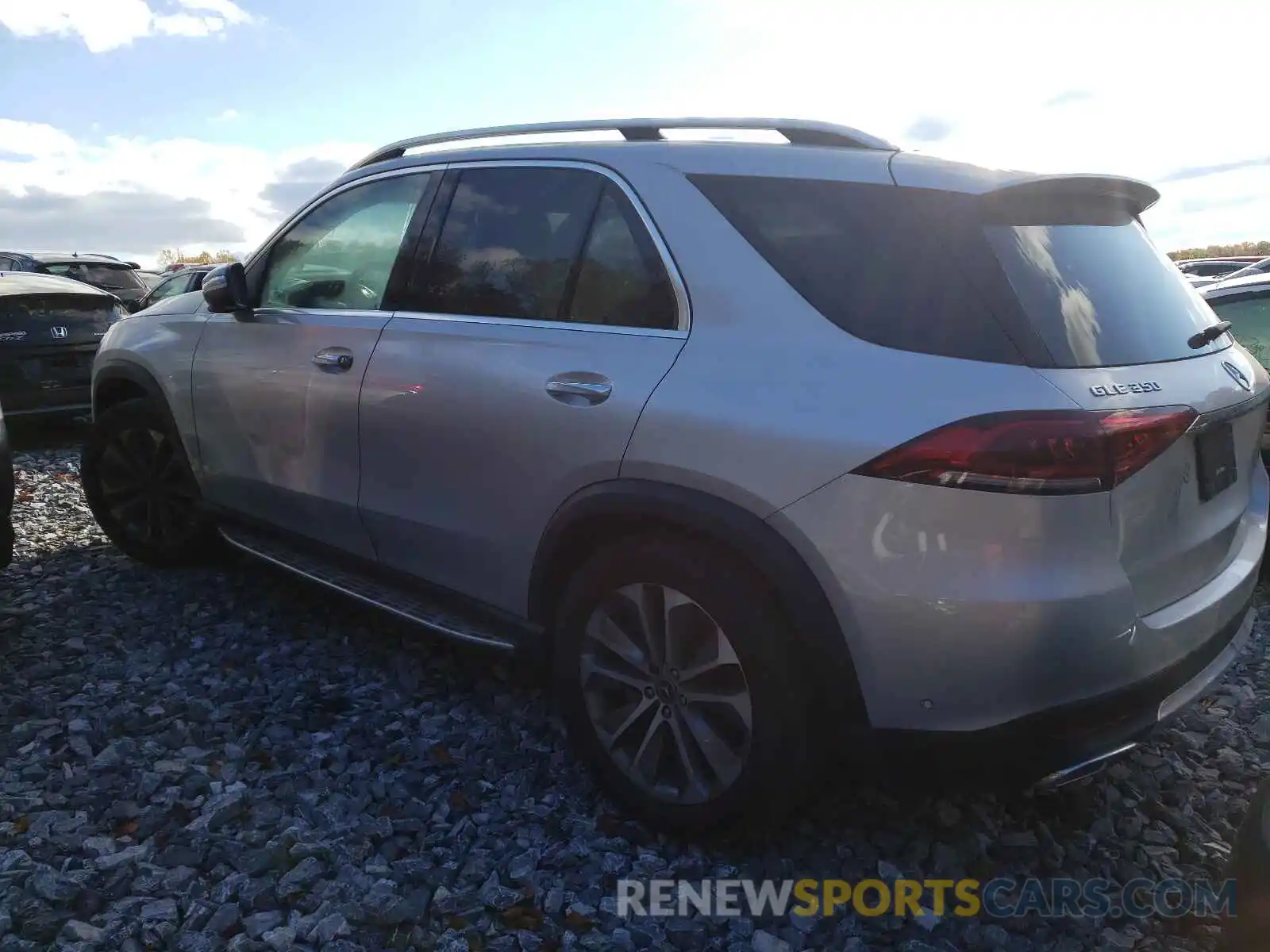 3 Photograph of a damaged car 4JGFB4KB5LA285718 MERCEDES-BENZ GLE-CLASS 2020