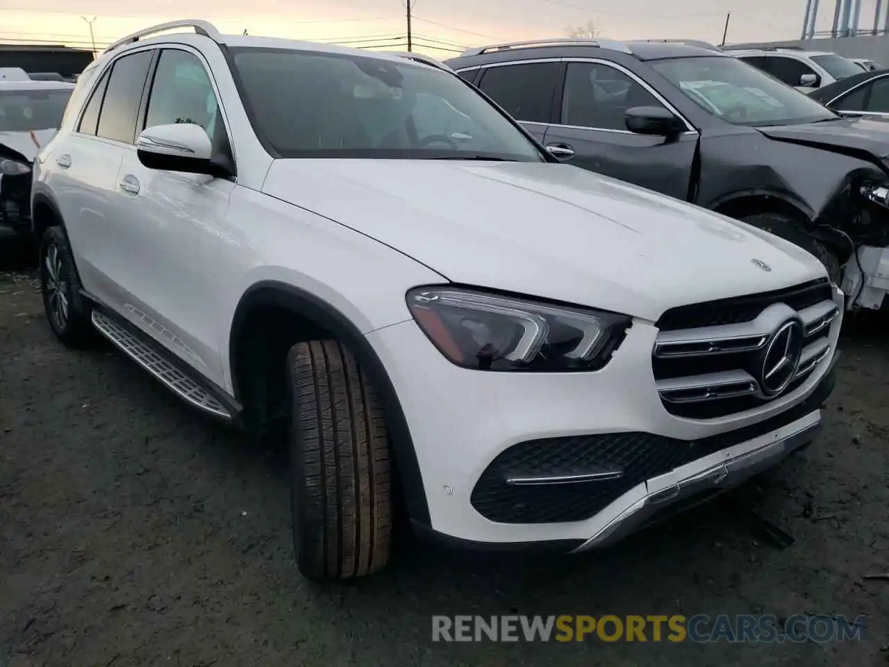 1 Photograph of a damaged car 4JGFB4KB6LA042239 MERCEDES-BENZ GLE-CLASS 2020