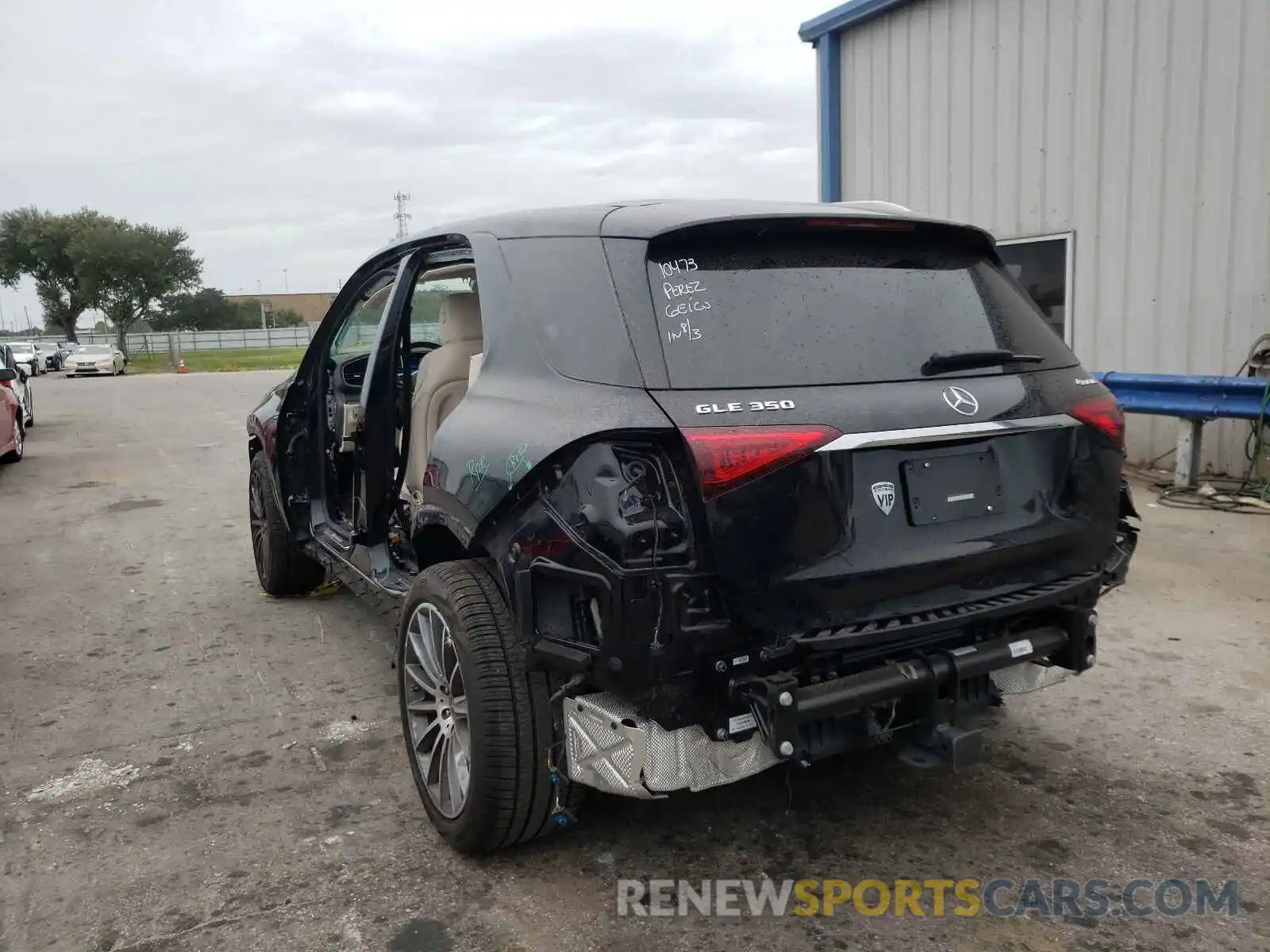 3 Photograph of a damaged car 4JGFB4KB6LA150263 MERCEDES-BENZ GLE-CLASS 2020