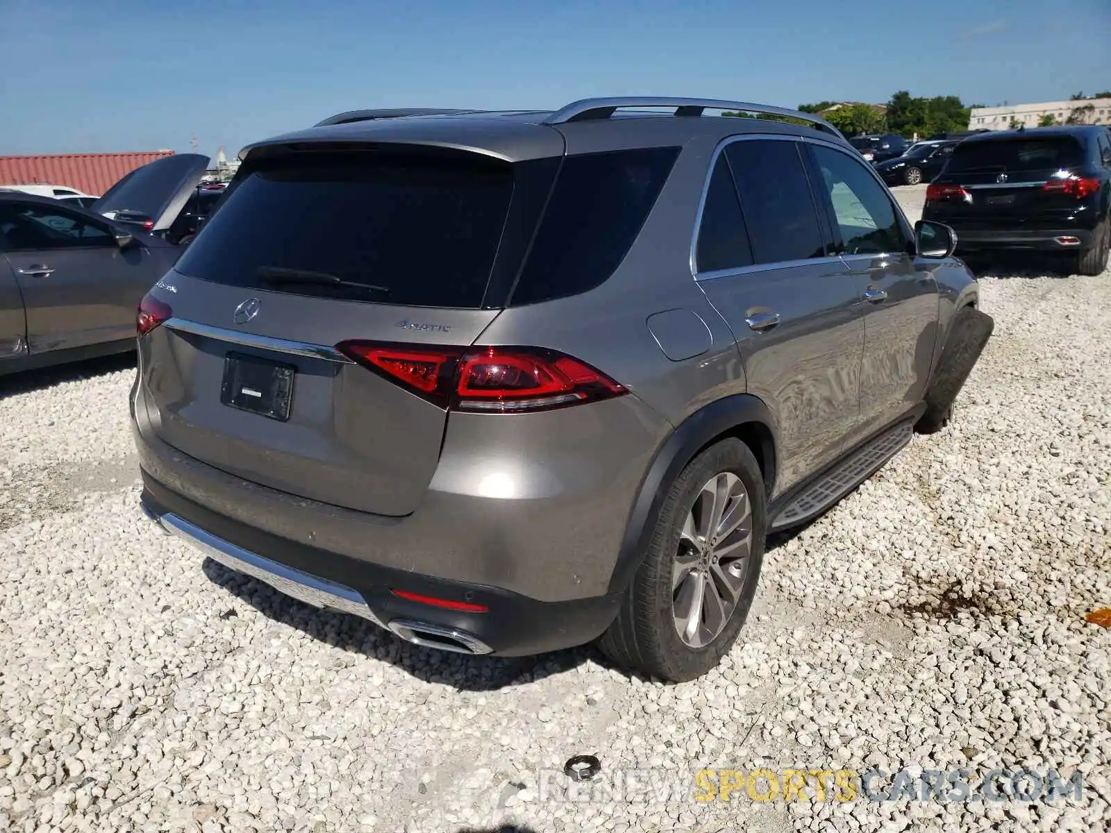 4 Photograph of a damaged car 4JGFB4KB7LA052438 MERCEDES-BENZ GLE-CLASS 2020