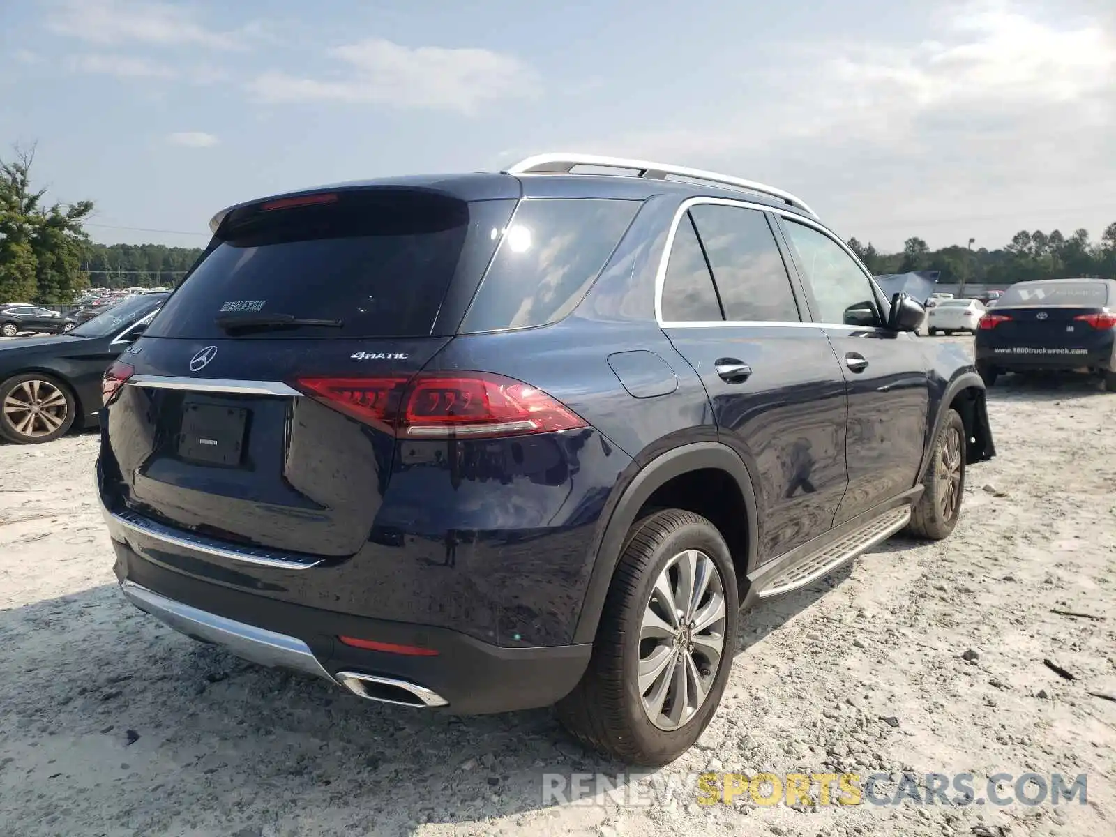 4 Photograph of a damaged car 4JGFB4KB7LA166830 MERCEDES-BENZ GLE-CLASS 2020