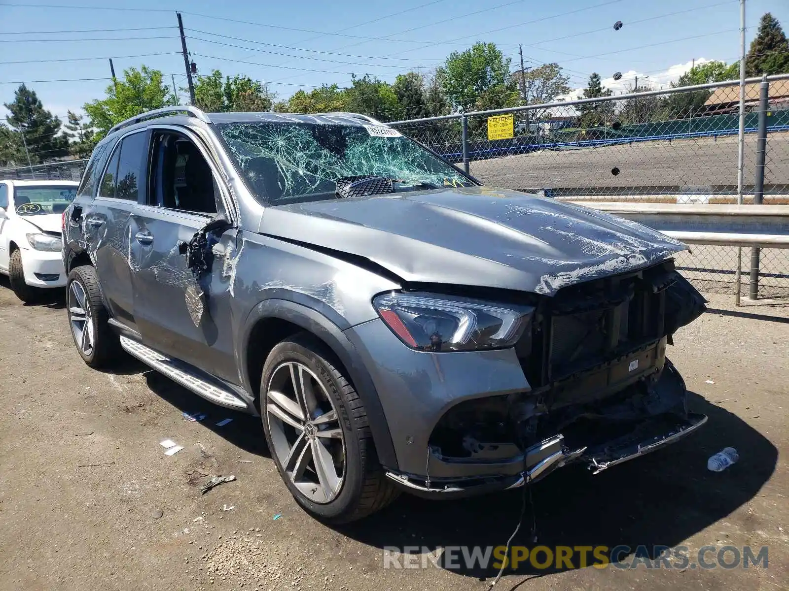 1 Photograph of a damaged car 4JGFB4KB8LA031355 MERCEDES-BENZ GLE-CLASS 2020