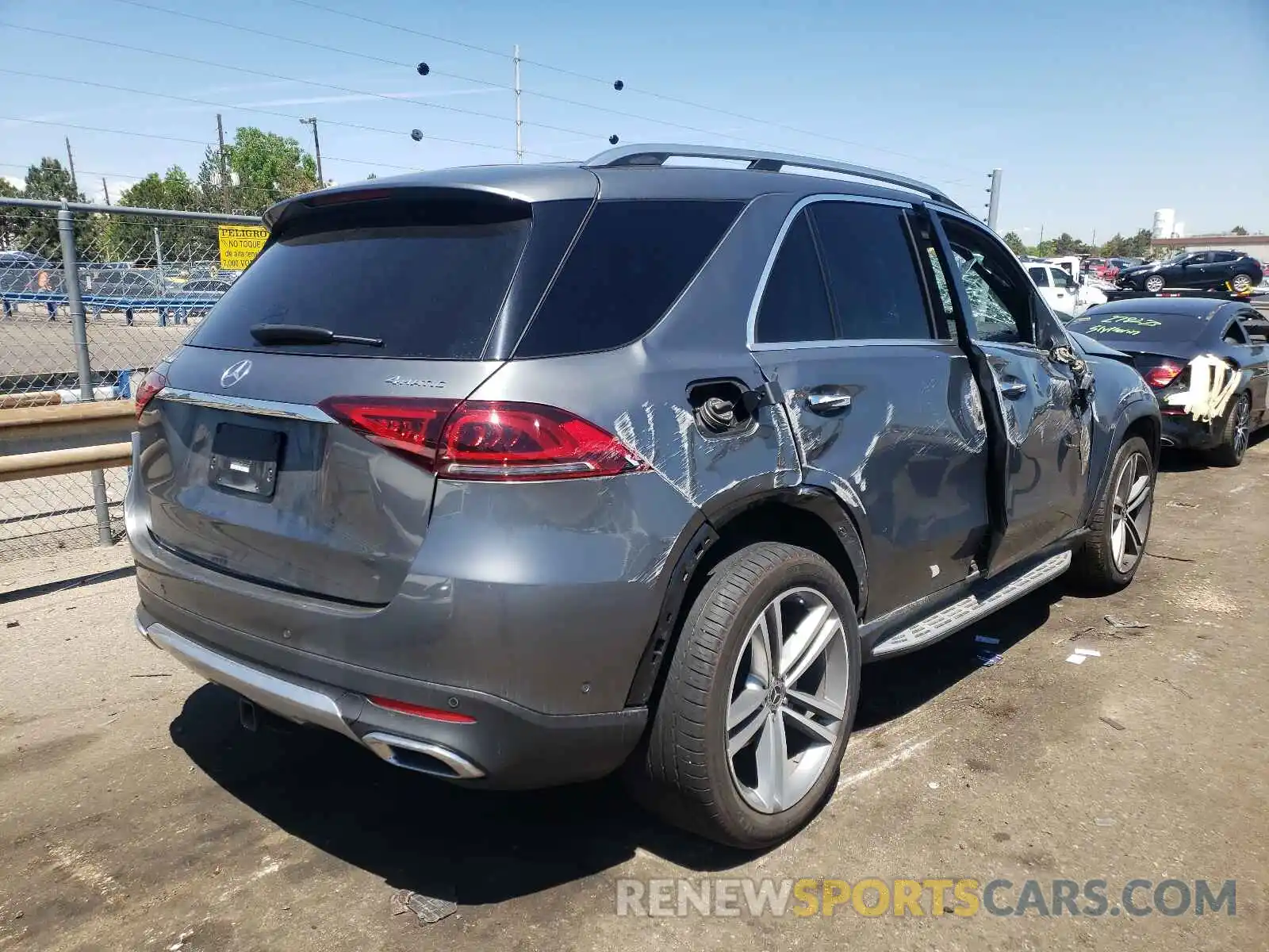 4 Photograph of a damaged car 4JGFB4KB8LA031355 MERCEDES-BENZ GLE-CLASS 2020