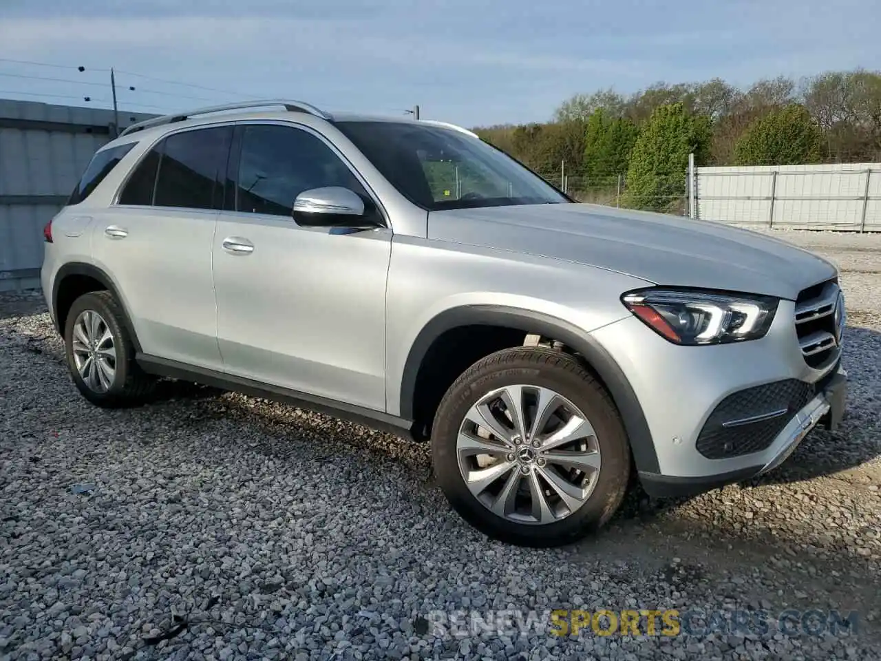 4 Photograph of a damaged car 4JGFB4KB8LA035826 MERCEDES-BENZ GLE-CLASS 2020