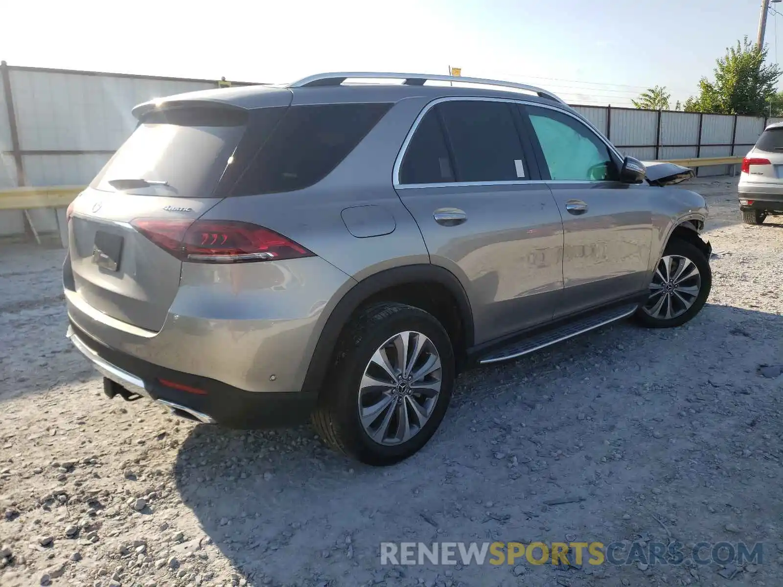 4 Photograph of a damaged car 4JGFB4KB8LA053663 MERCEDES-BENZ GLE-CLASS 2020