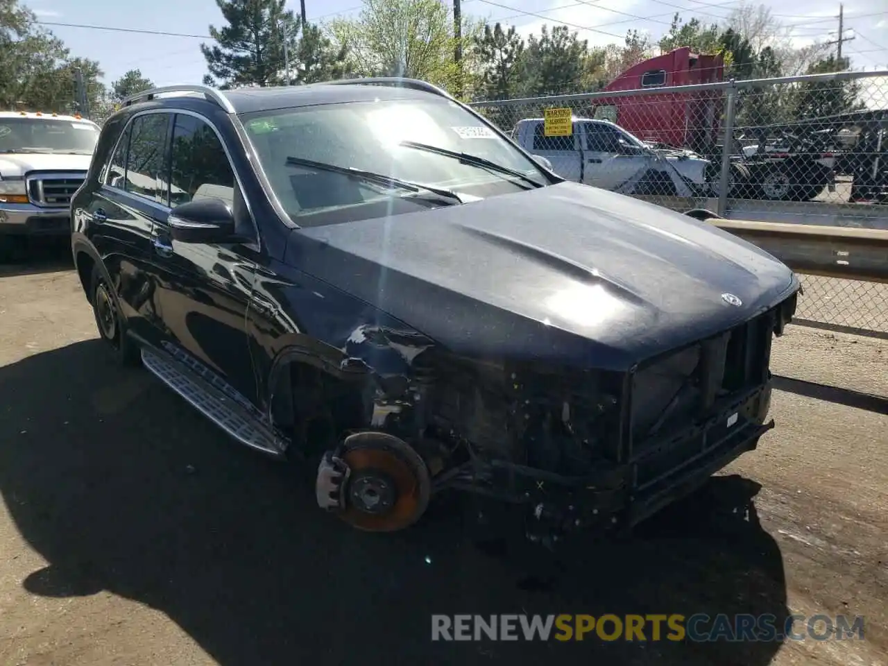 1 Photograph of a damaged car 4JGFB4KB8LA063660 MERCEDES-BENZ GLE-CLASS 2020