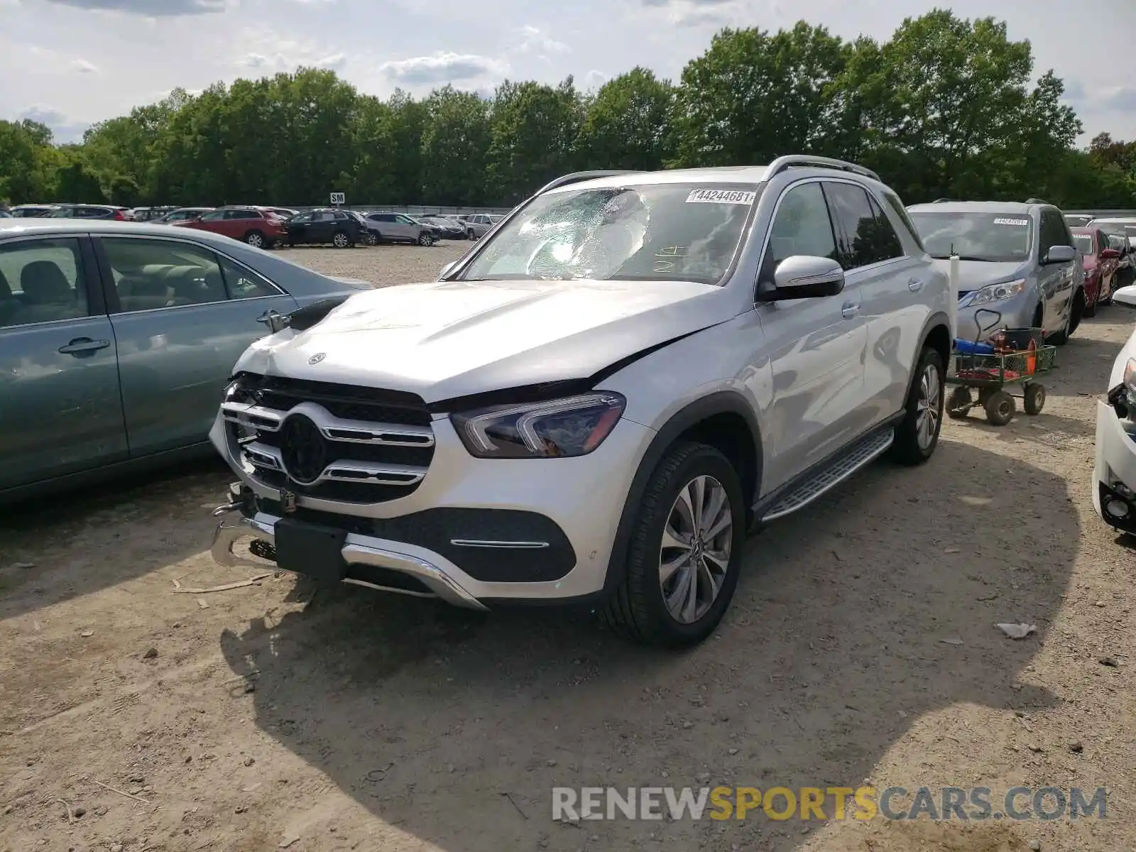 2 Photograph of a damaged car 4JGFB4KB8LA069703 MERCEDES-BENZ GLE-CLASS 2020