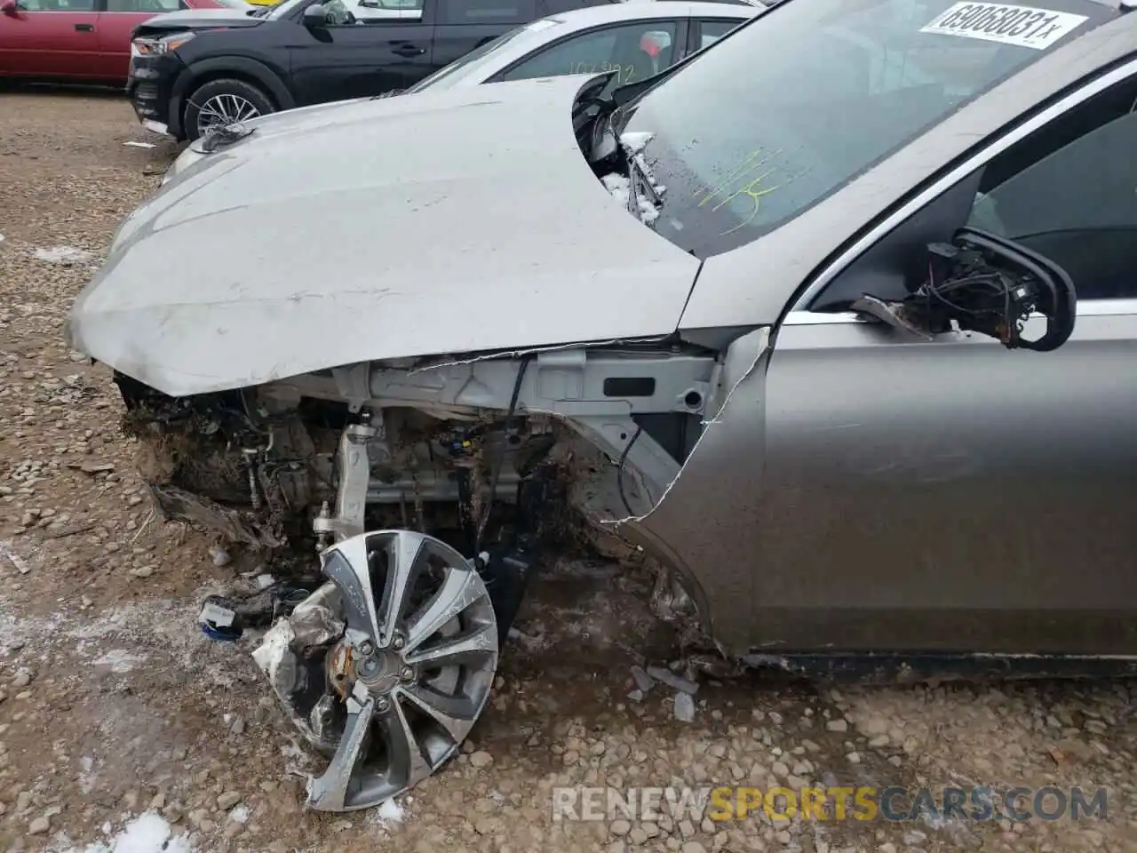 9 Photograph of a damaged car 4JGFB4KB8LA218868 MERCEDES-BENZ GLE-CLASS 2020