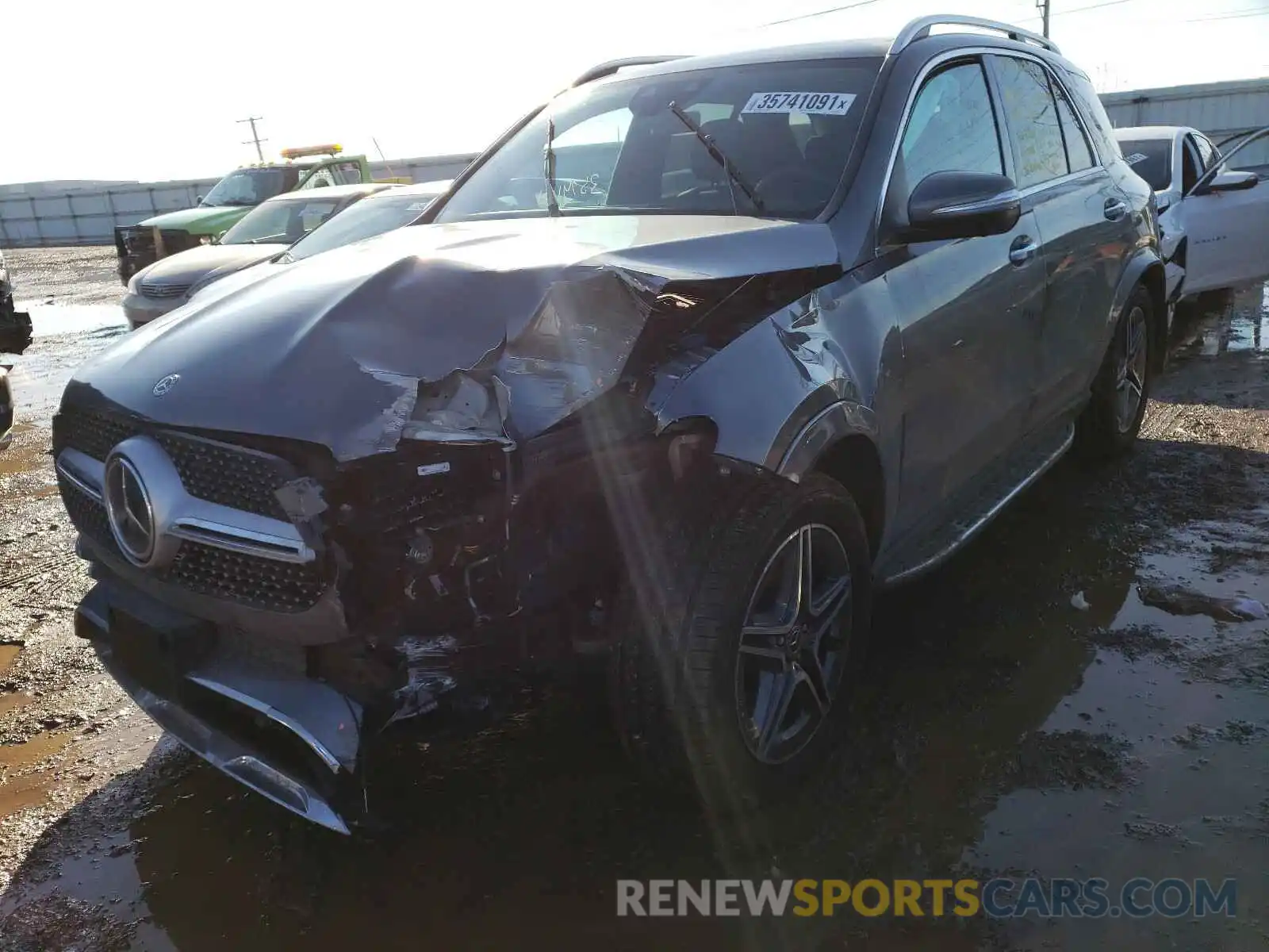 2 Photograph of a damaged car 4JGFB4KB8LA223746 MERCEDES-BENZ GLE-CLASS 2020