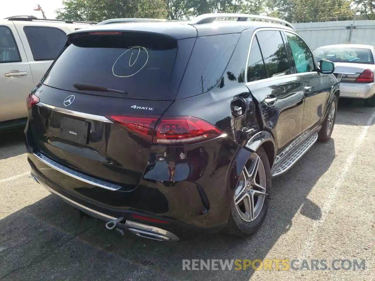 4 Photograph of a damaged car 4JGFB4KB9LA083917 MERCEDES-BENZ GLE-CLASS 2020