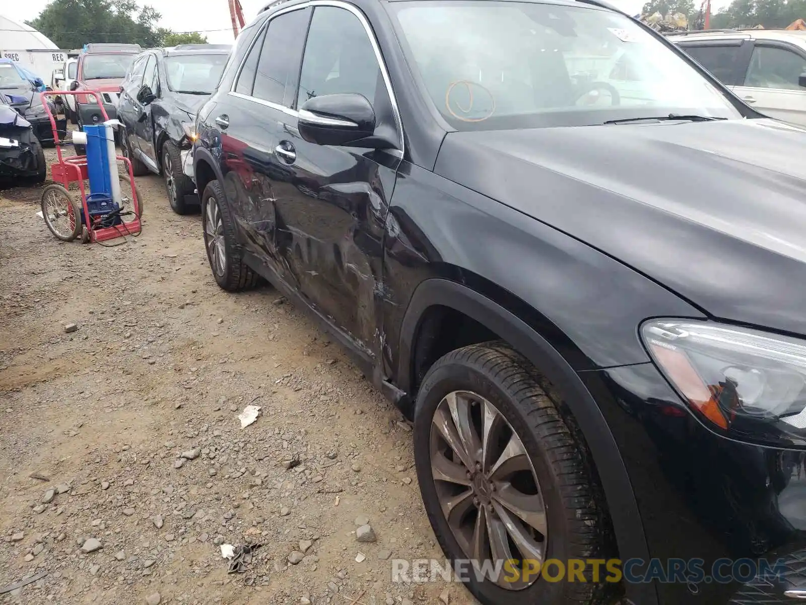 9 Photograph of a damaged car 4JGFB4KB9LA154341 MERCEDES-BENZ GLE-CLASS 2020