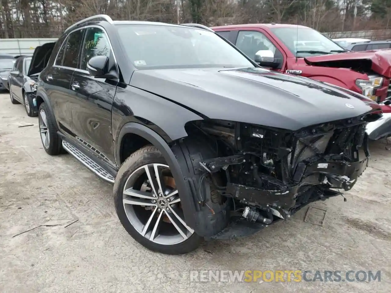 1 Photograph of a damaged car 4JGFB4KB9LA164738 MERCEDES-BENZ GLE-CLASS 2020