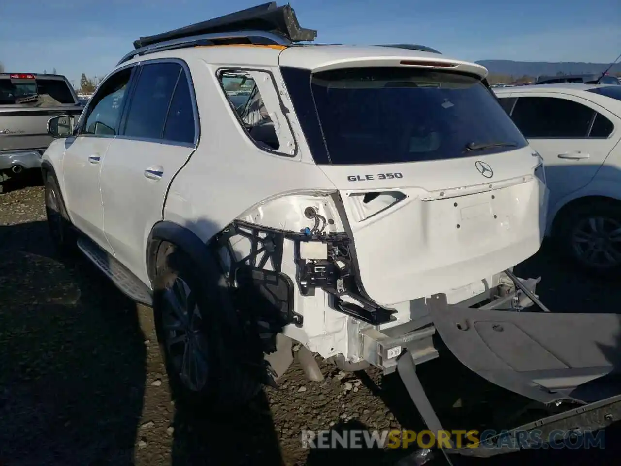 3 Photograph of a damaged car 4JGFB4KB9LA271837 MERCEDES-BENZ GLE-CLASS 2020