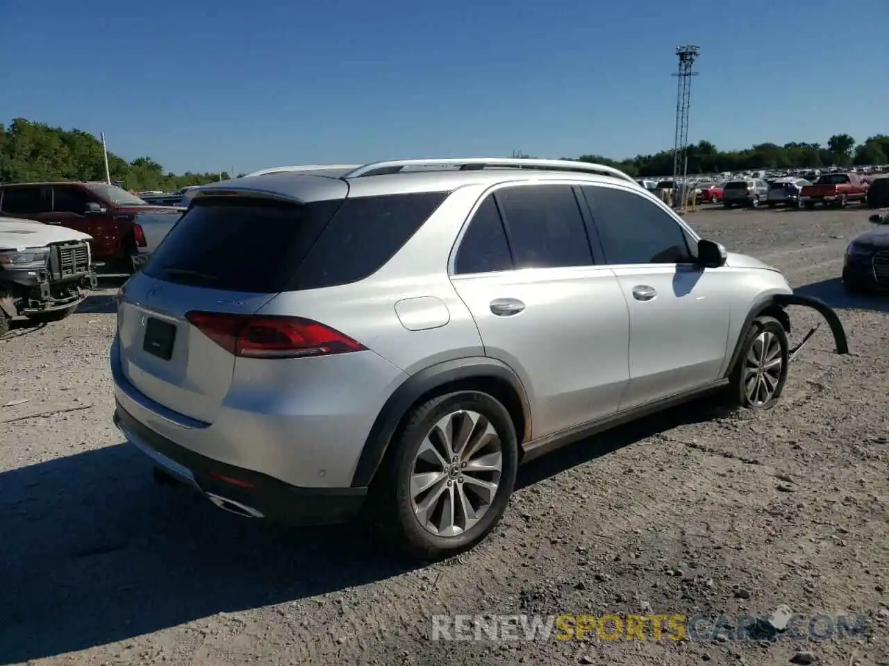 4 Photograph of a damaged car 4JGFB4KBXLA077379 MERCEDES-BENZ GLE-CLASS 2020