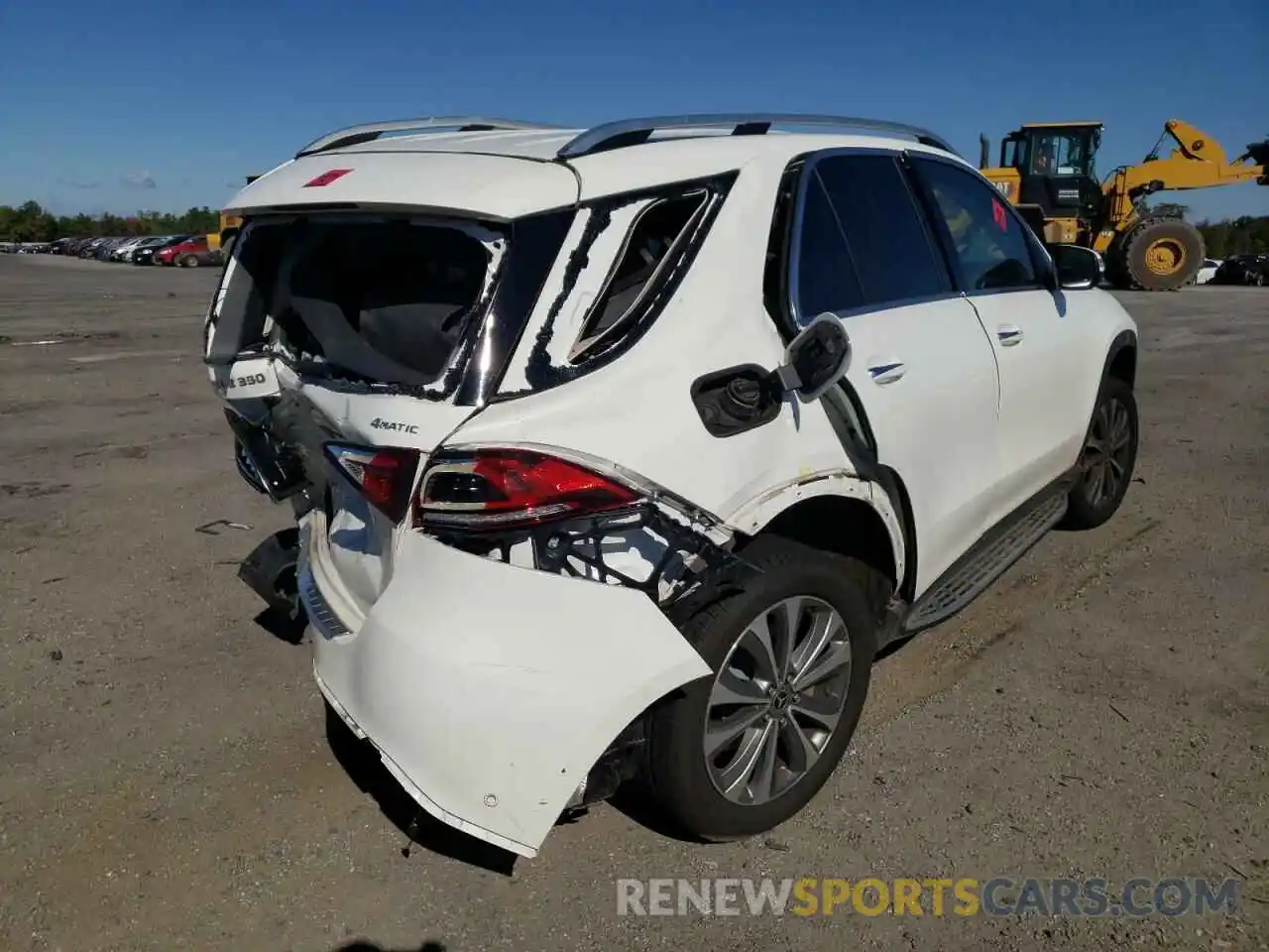 4 Photograph of a damaged car 4JGFB4KE0LA027200 MERCEDES-BENZ GLE-CLASS 2020