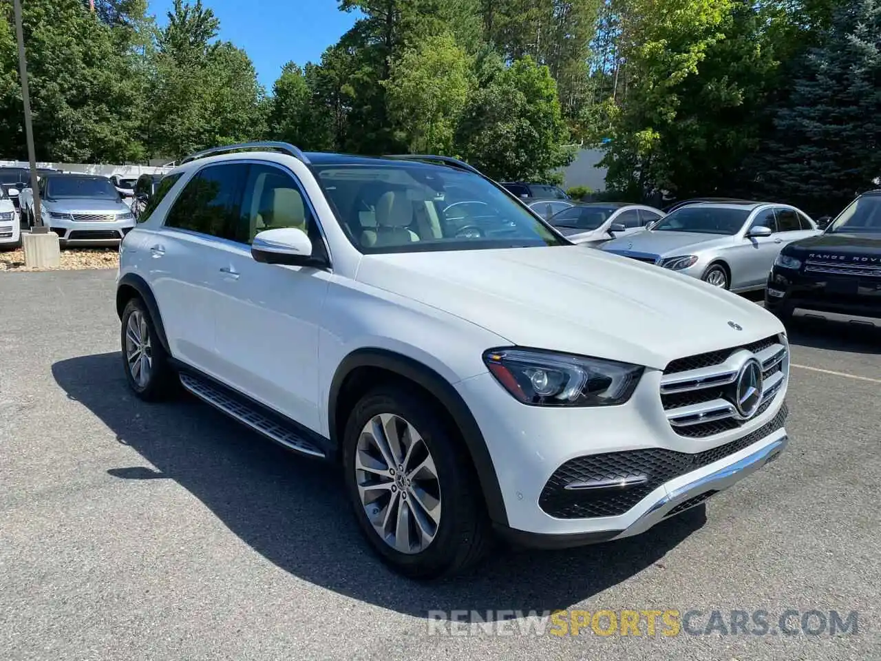 2 Photograph of a damaged car 4JGFB4KE1LA042790 MERCEDES-BENZ GLE-CLASS 2020