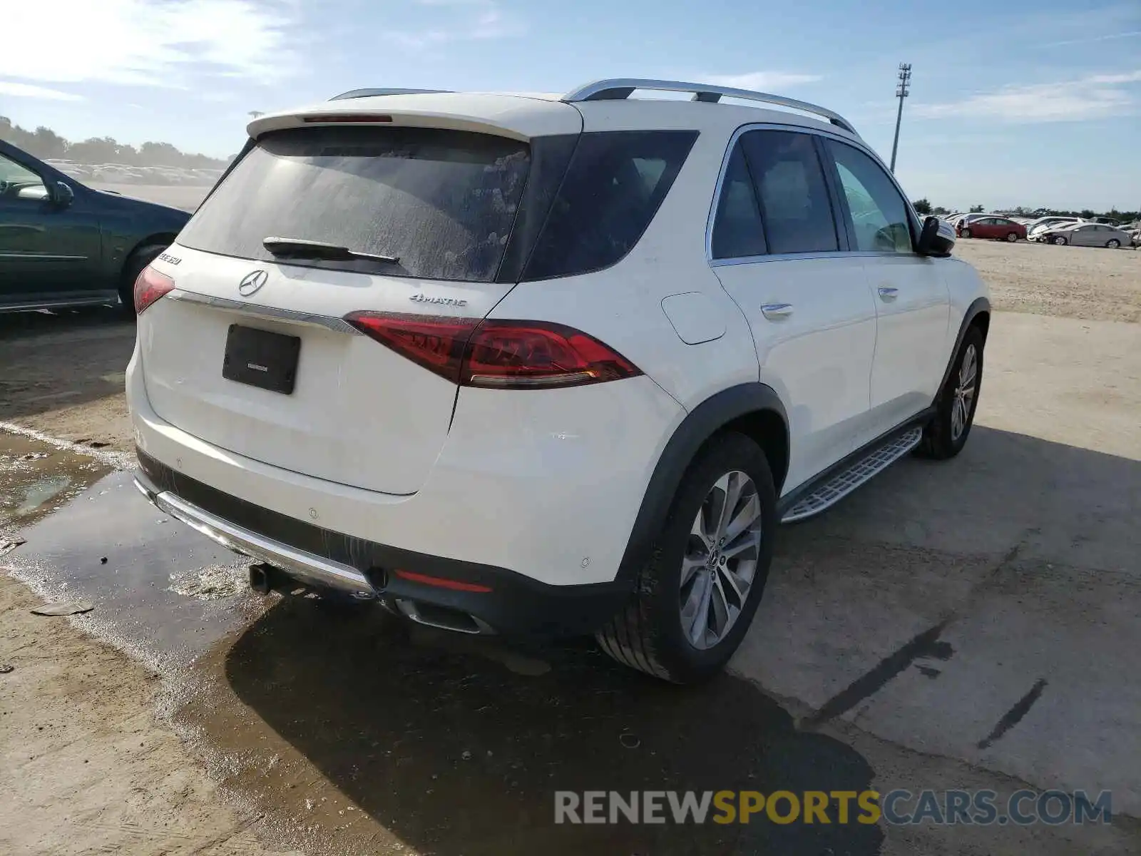 4 Photograph of a damaged car 4JGFB4KE4LA011601 MERCEDES-BENZ GLE-CLASS 2020