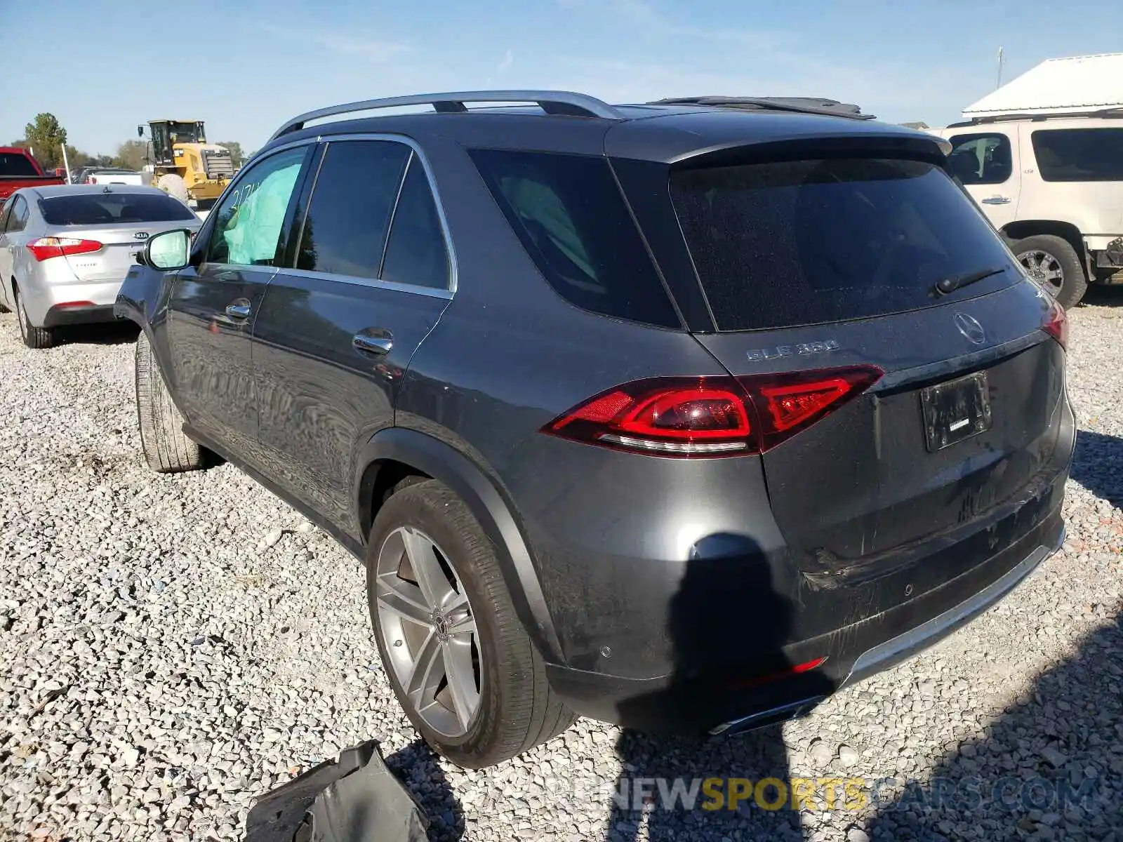 3 Photograph of a damaged car 4JGFB4KE4LA036496 MERCEDES-BENZ GLE-CLASS 2020