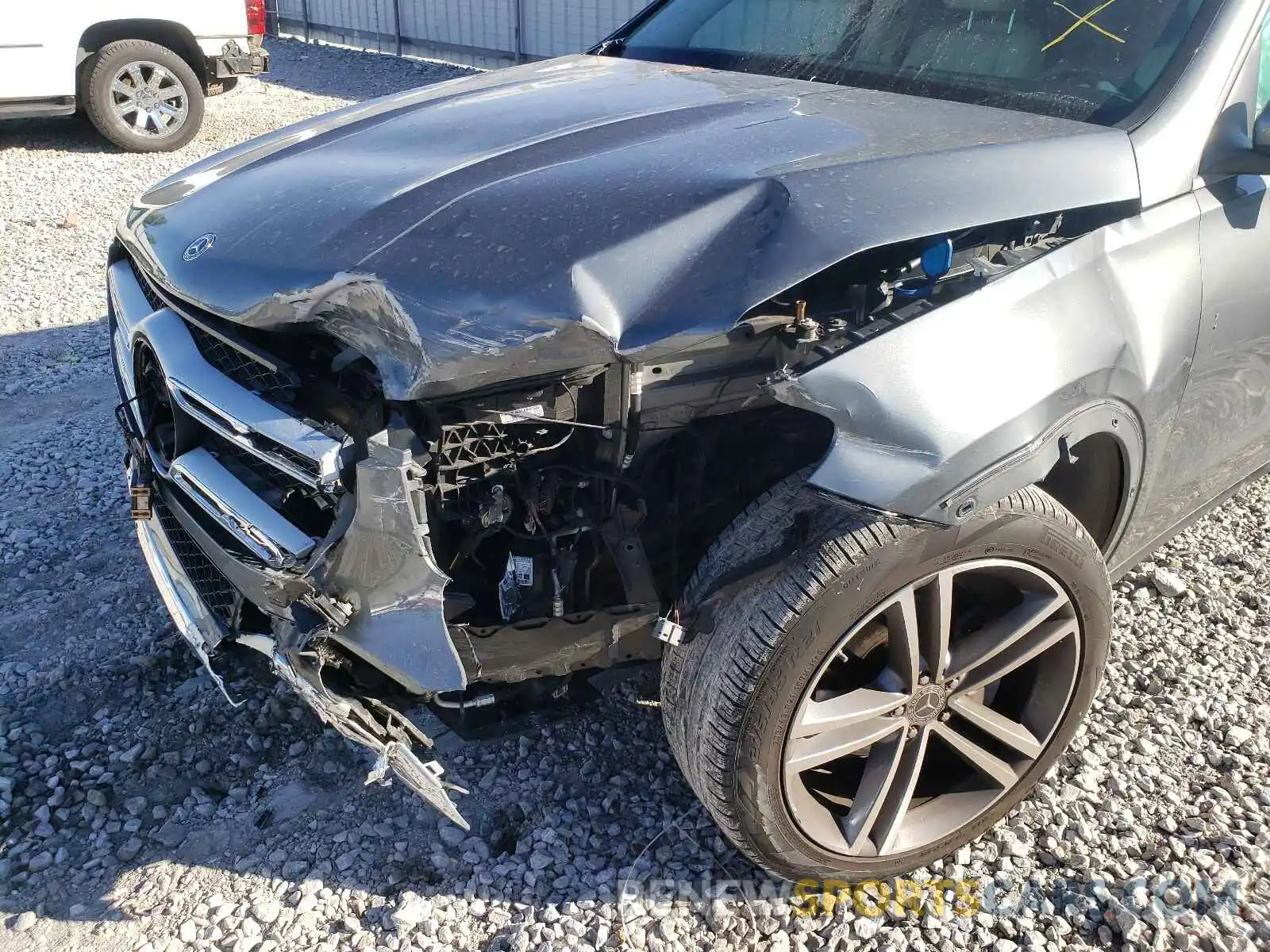 9 Photograph of a damaged car 4JGFB4KE4LA036496 MERCEDES-BENZ GLE-CLASS 2020