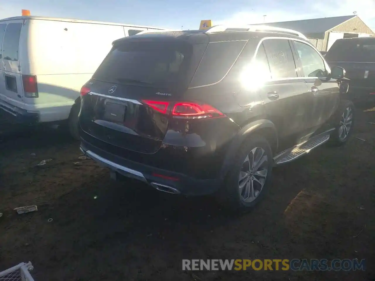 4 Photograph of a damaged car 4JGFB4KE5LA011901 MERCEDES-BENZ GLE-CLASS 2020