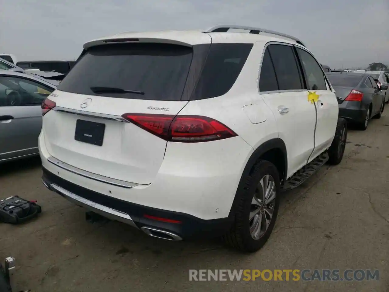 4 Photograph of a damaged car 4JGFB4KE5LA031159 MERCEDES-BENZ GLE-CLASS 2020