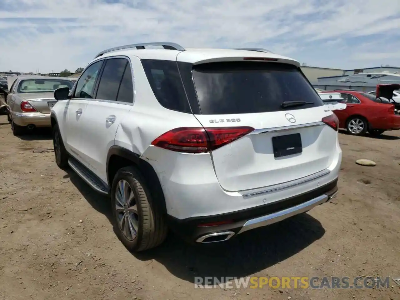 3 Photograph of a damaged car 4JGFB4KE7LA070514 MERCEDES-BENZ GLE-CLASS 2020