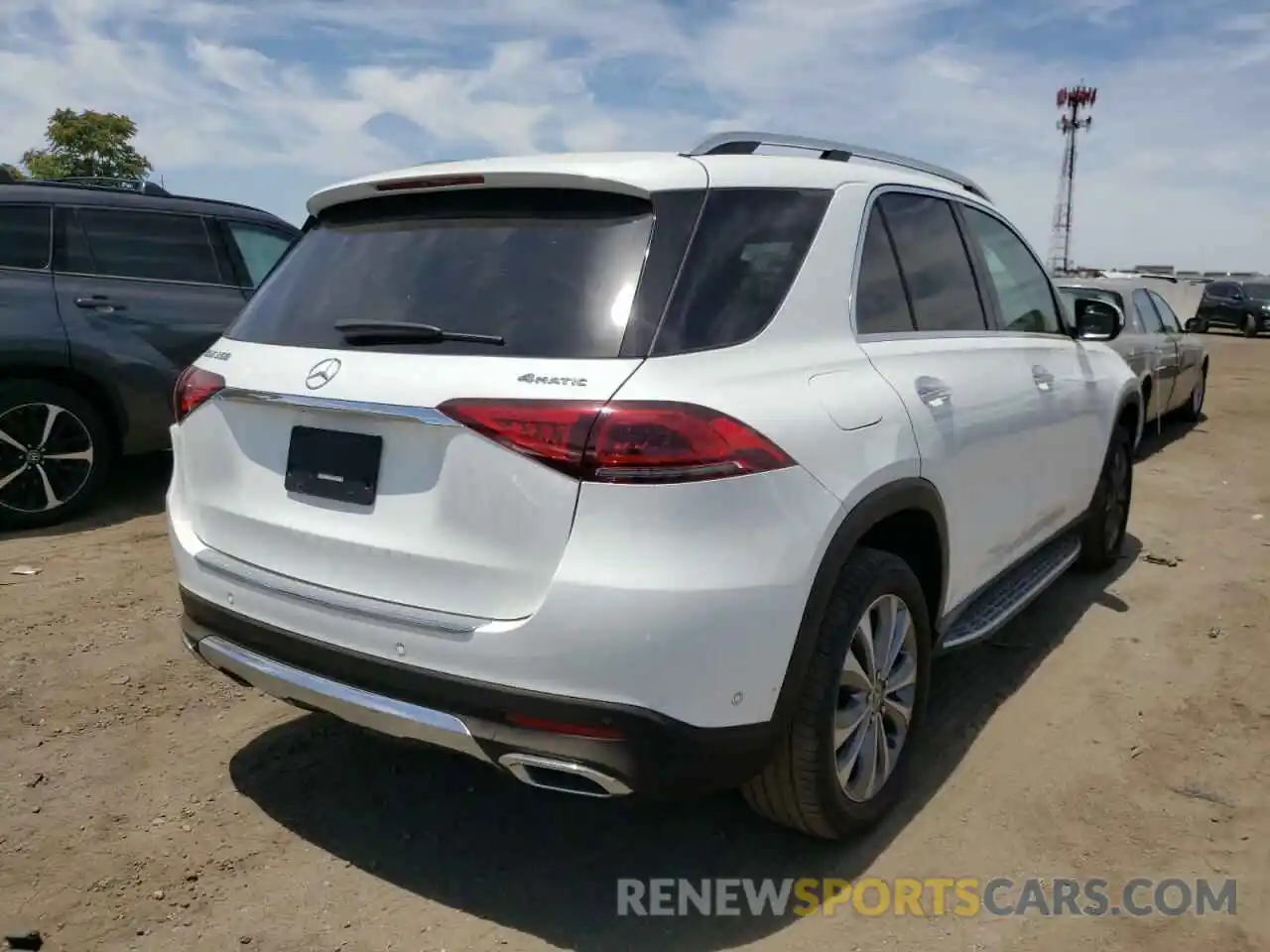 4 Photograph of a damaged car 4JGFB4KE7LA070514 MERCEDES-BENZ GLE-CLASS 2020