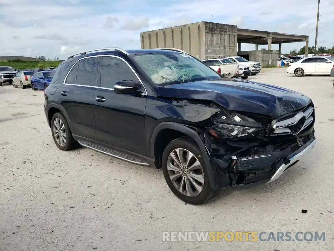 1 Photograph of a damaged car 4JGFB4KE8LA030023 MERCEDES-BENZ GLE-CLASS 2020