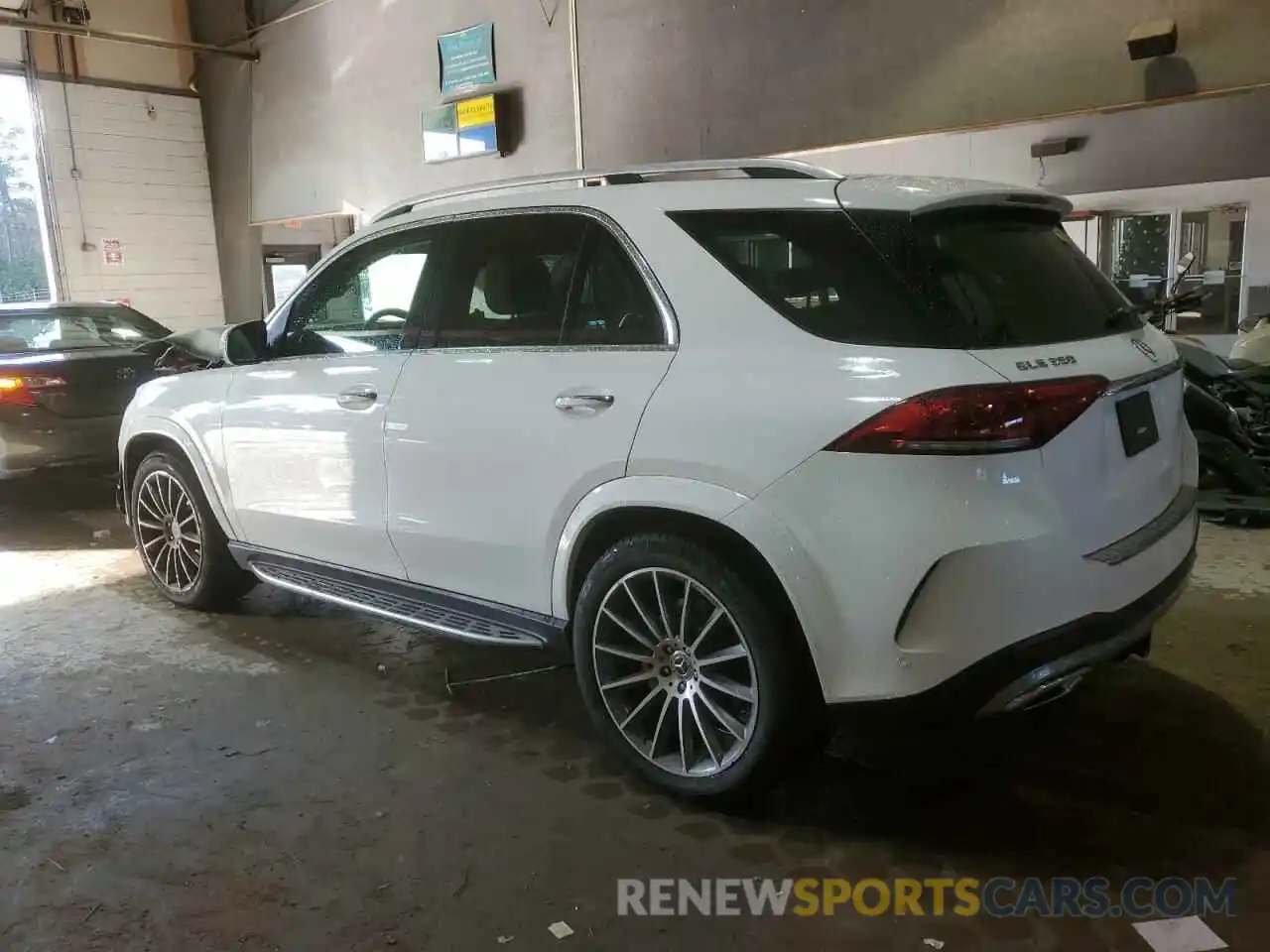 2 Photograph of a damaged car 4JGFB4KE8LA185512 MERCEDES-BENZ GLE-CLASS 2020