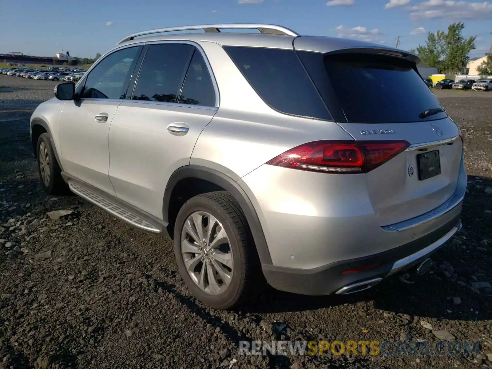 3 Photograph of a damaged car 4JGFB4KE9LA090733 MERCEDES-BENZ GLE-CLASS 2020