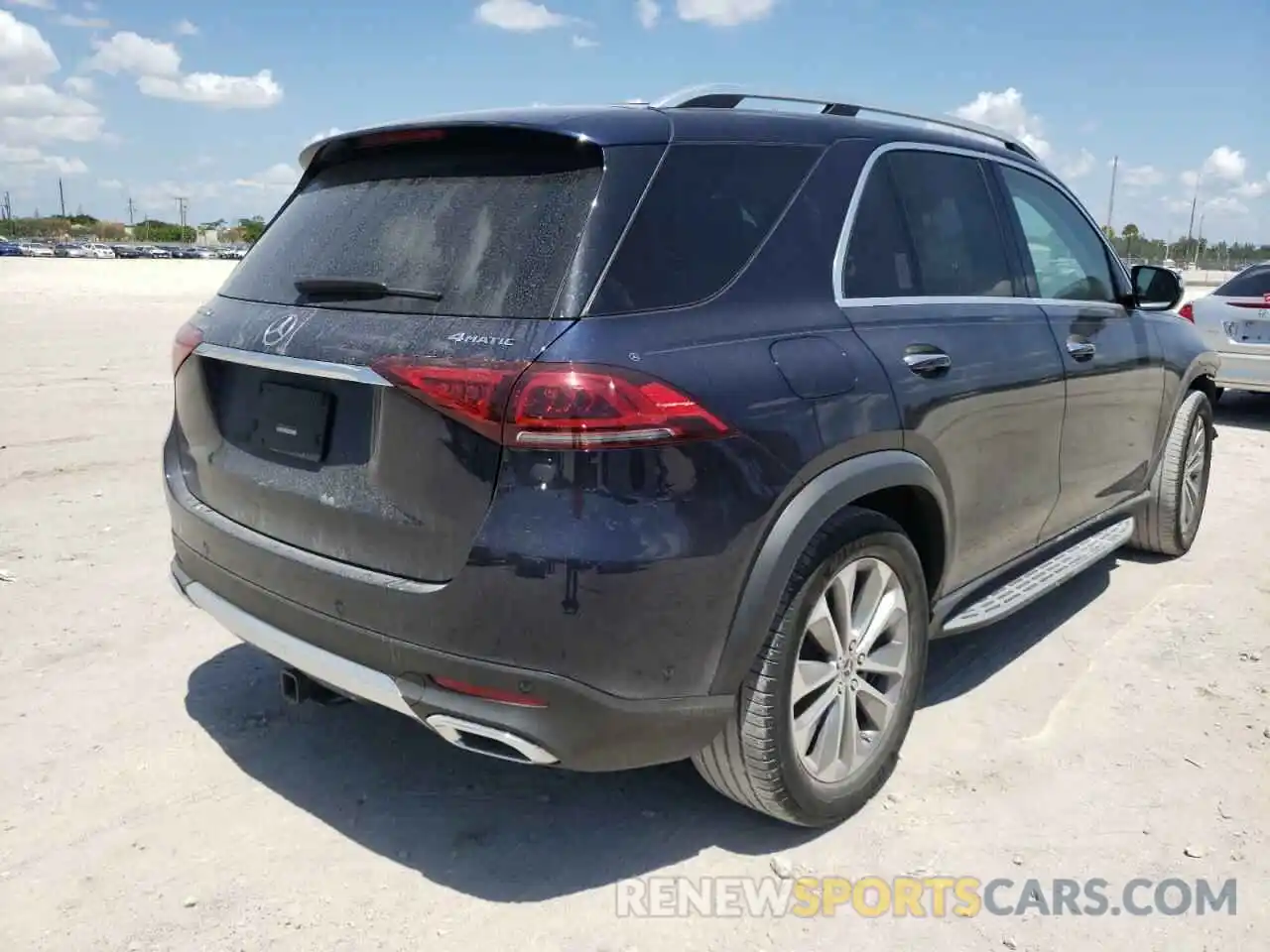 4 Photograph of a damaged car 4JGFB5KB0LA009940 MERCEDES-BENZ GLE-CLASS 2020