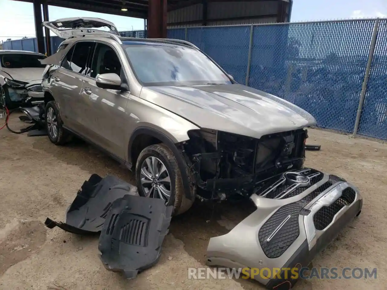 1 Photograph of a damaged car 4JGFB5KB1LA111540 MERCEDES-BENZ GLE-CLASS 2020