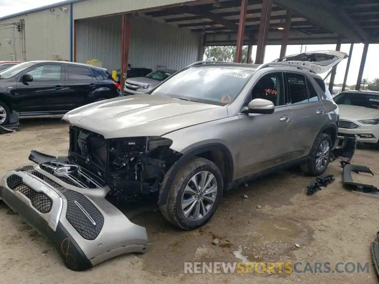 2 Photograph of a damaged car 4JGFB5KB1LA111540 MERCEDES-BENZ GLE-CLASS 2020