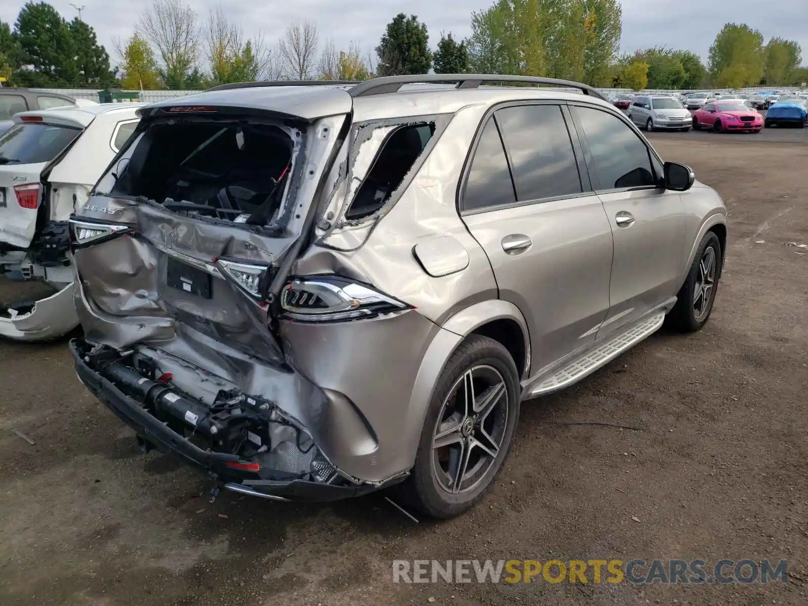 4 Photograph of a damaged car 4JGFB5KB1LA250485 MERCEDES-BENZ GLE-CLASS 2020