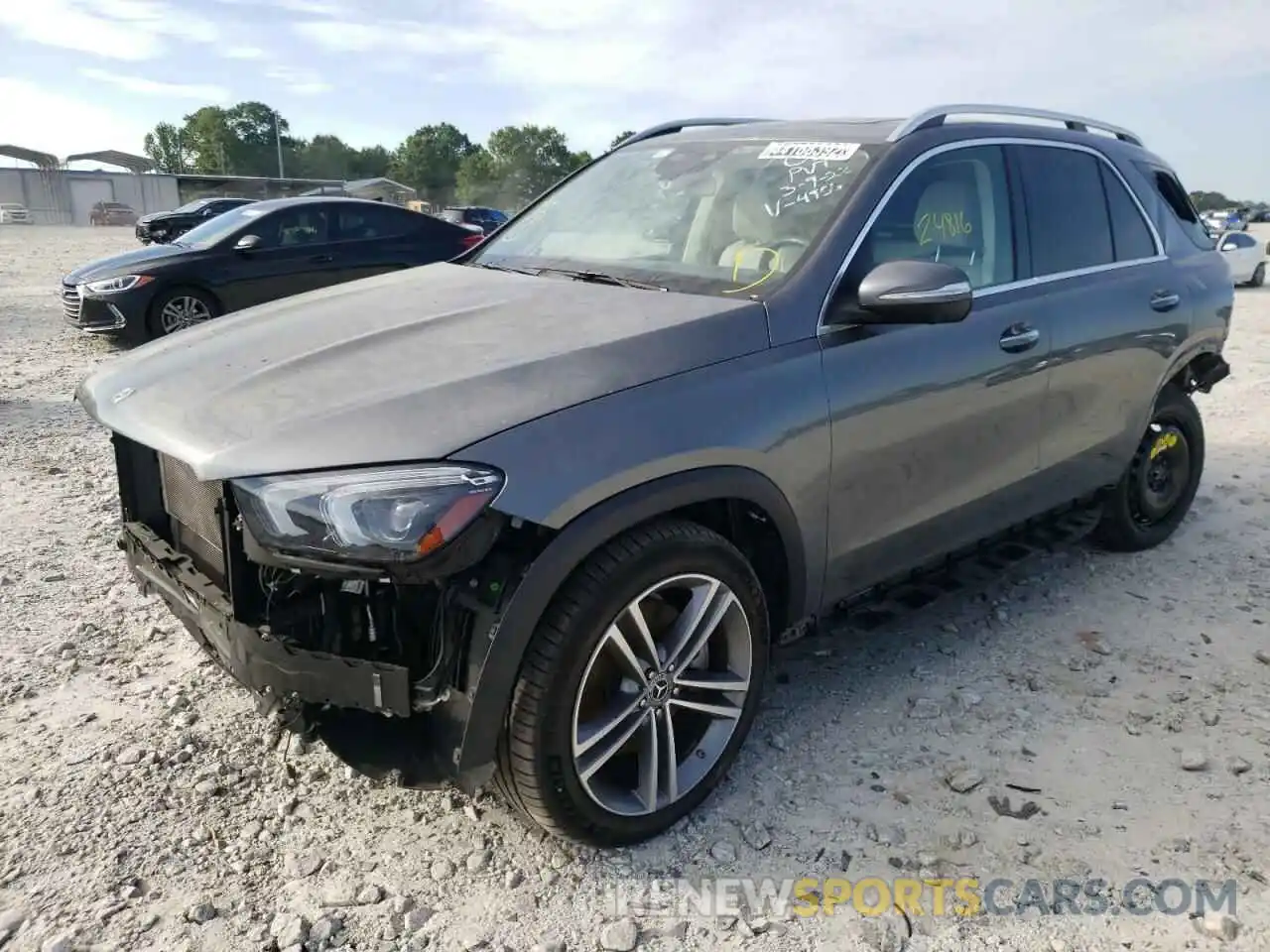 2 Photograph of a damaged car 4JGFB5KB2LA024956 MERCEDES-BENZ GLE-CLASS 2020