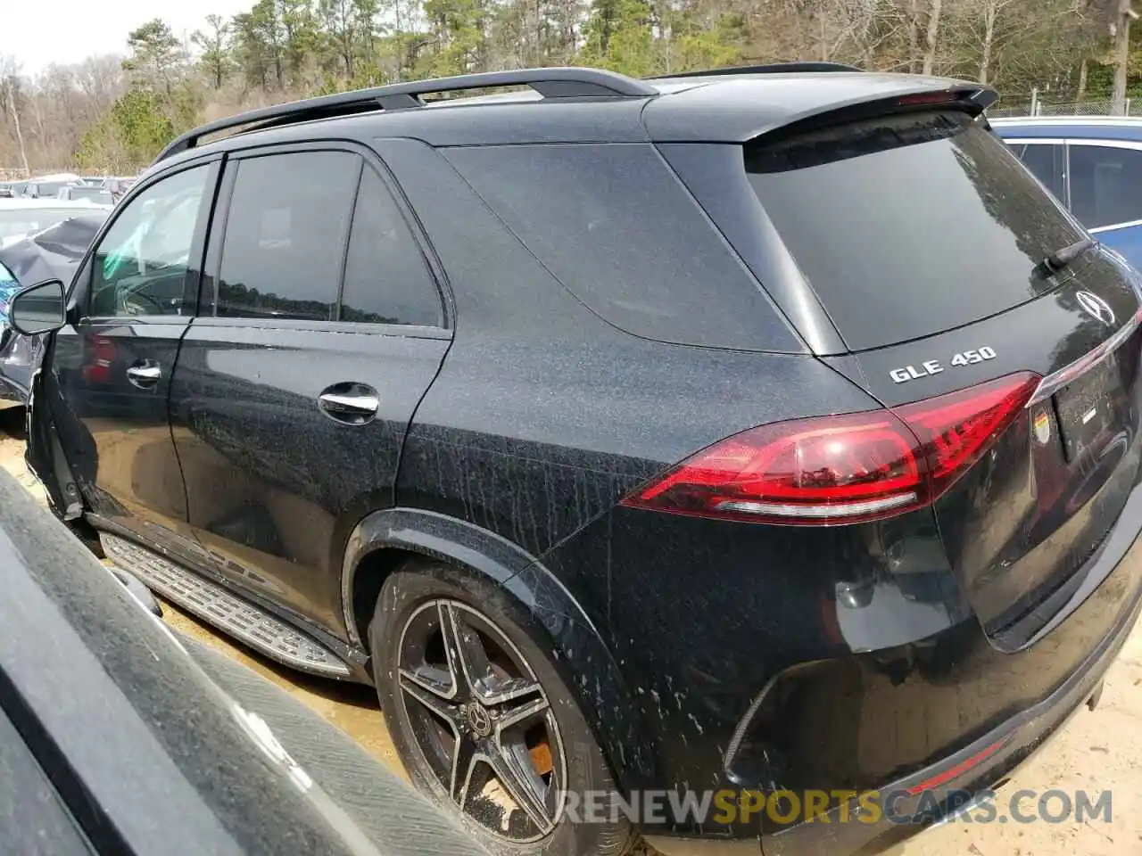 3 Photograph of a damaged car 4JGFB5KB3LA106386 MERCEDES-BENZ GLE-CLASS 2020