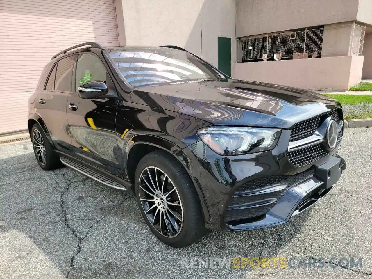 1 Photograph of a damaged car 4JGFB5KB4LA057666 MERCEDES-BENZ GLE-CLASS 2020