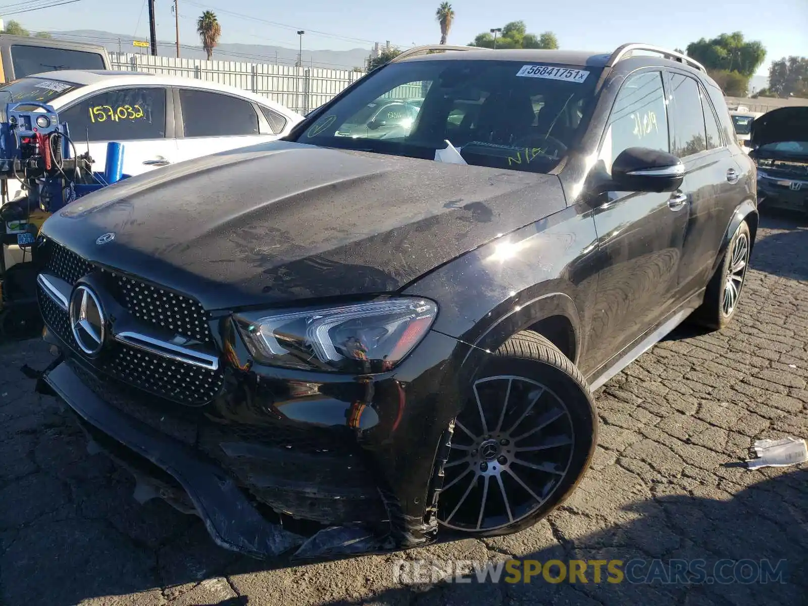 2 Photograph of a damaged car 4JGFB5KB5LA220096 MERCEDES-BENZ GLE-CLASS 2020