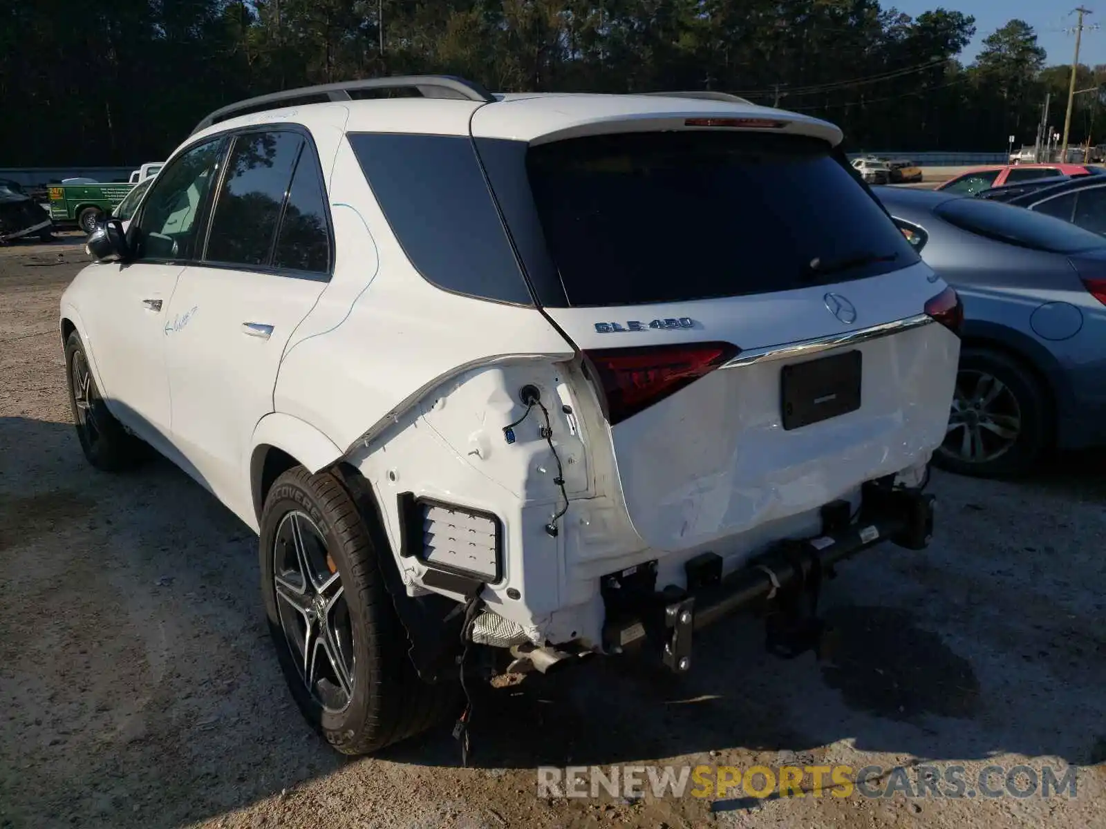 3 Photograph of a damaged car 4JGFB5KB6LA165738 MERCEDES-BENZ GLE-CLASS 2020