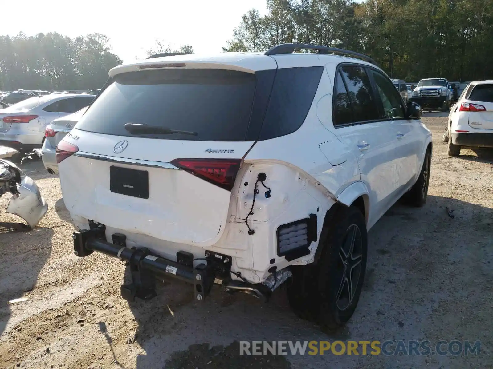 4 Photograph of a damaged car 4JGFB5KB6LA165738 MERCEDES-BENZ GLE-CLASS 2020