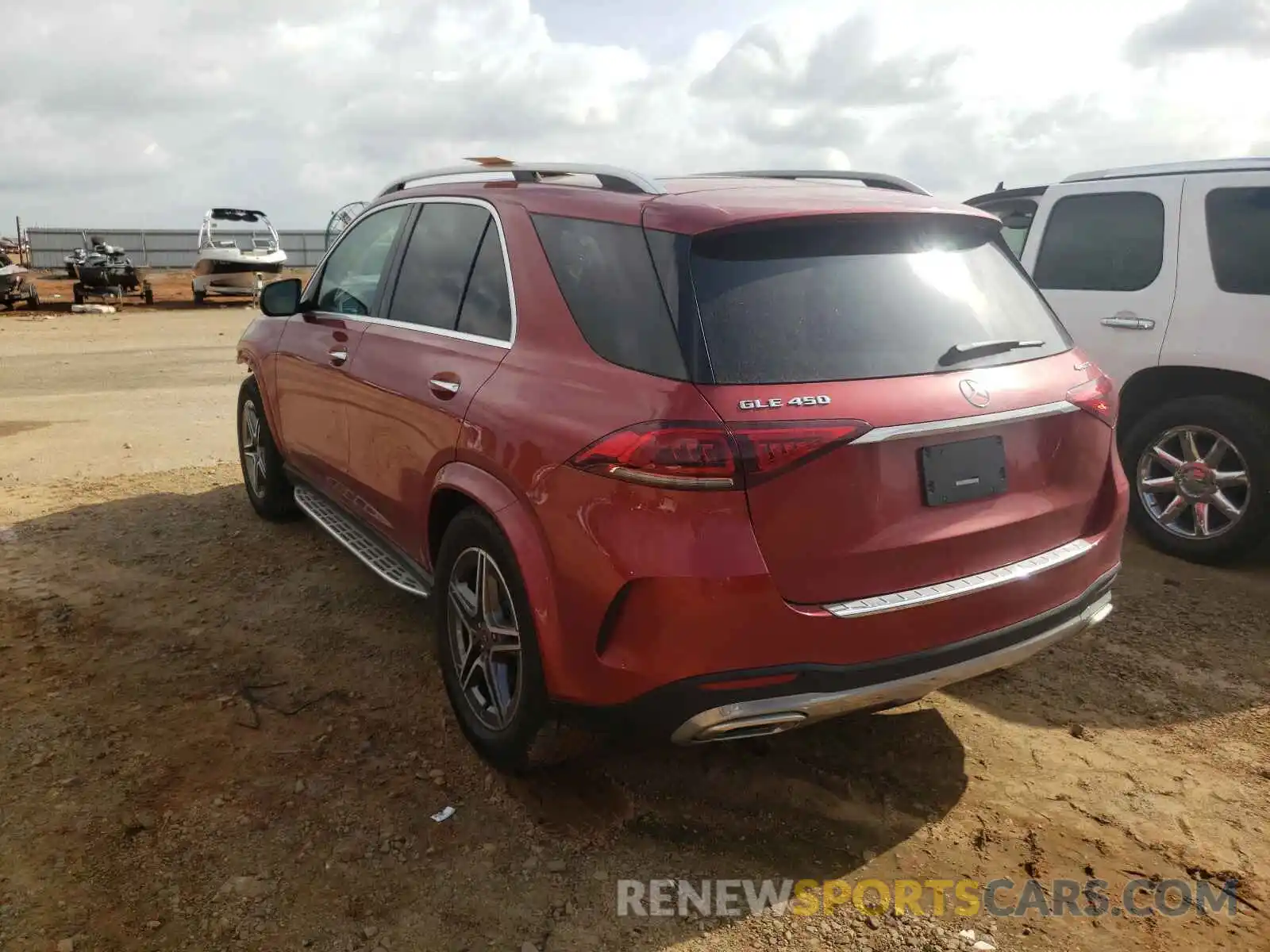 3 Photograph of a damaged car 4JGFB5KE0LA168807 MERCEDES-BENZ GLE-CLASS 2020