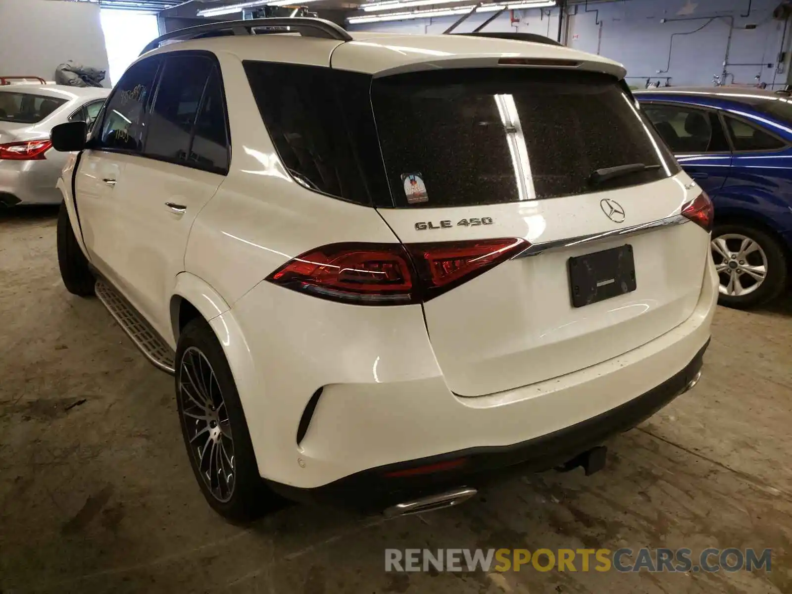 3 Photograph of a damaged car 4JGFB5KE1LA156598 MERCEDES-BENZ GLE-CLASS 2020