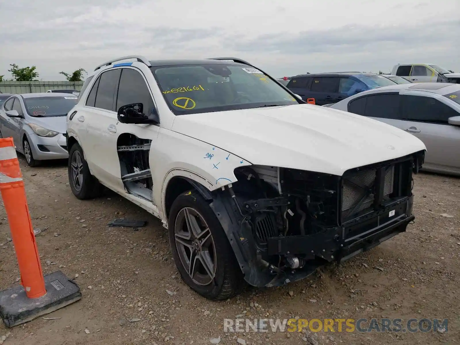 1 Photograph of a damaged car 4JGFB5KE9LA021661 MERCEDES-BENZ GLE-CLASS 2020