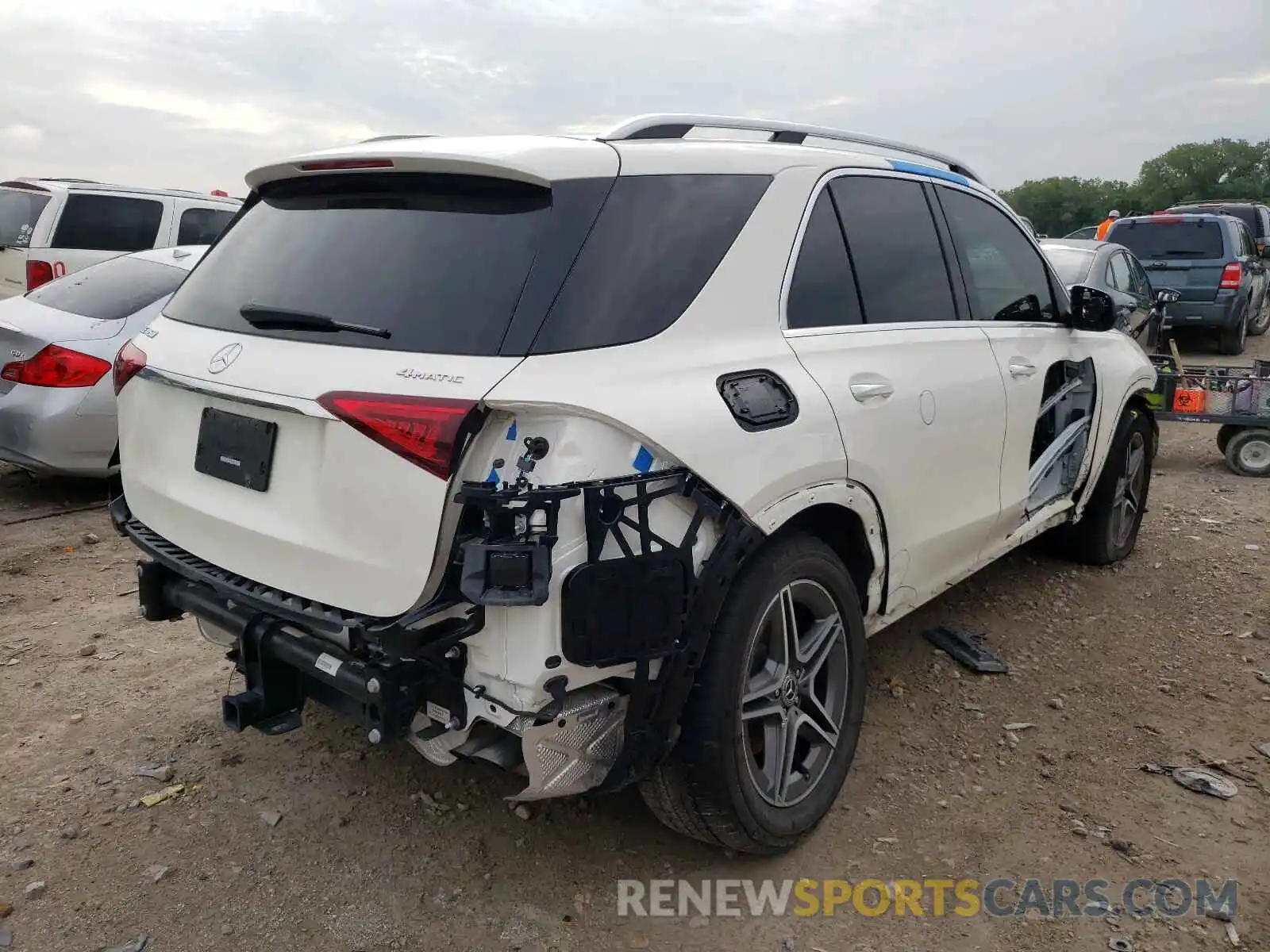 4 Photograph of a damaged car 4JGFB5KE9LA021661 MERCEDES-BENZ GLE-CLASS 2020