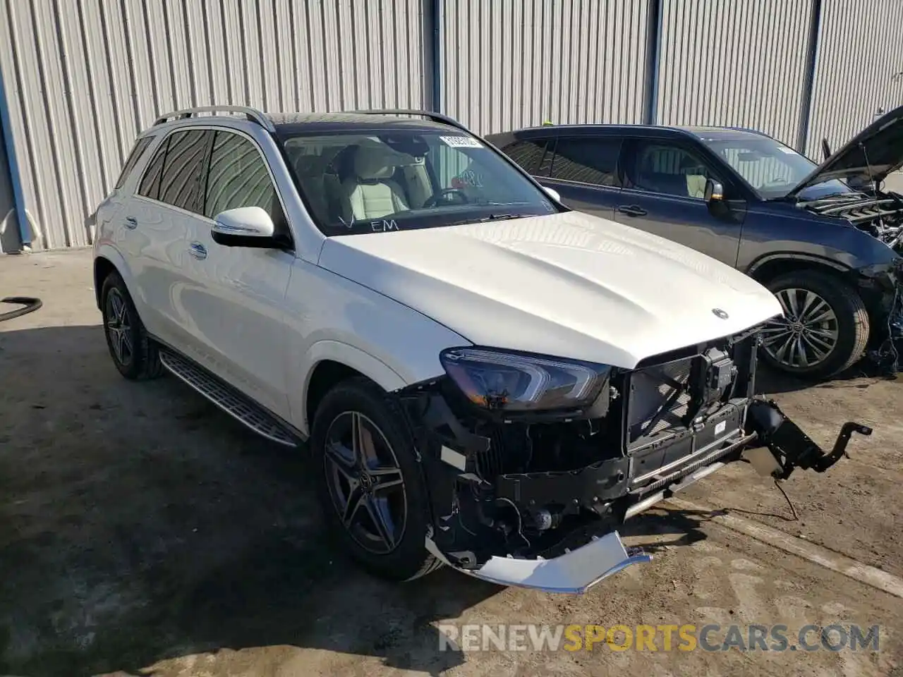 1 Photograph of a damaged car 4JGFB5KE9LA036659 MERCEDES-BENZ GLE-CLASS 2020