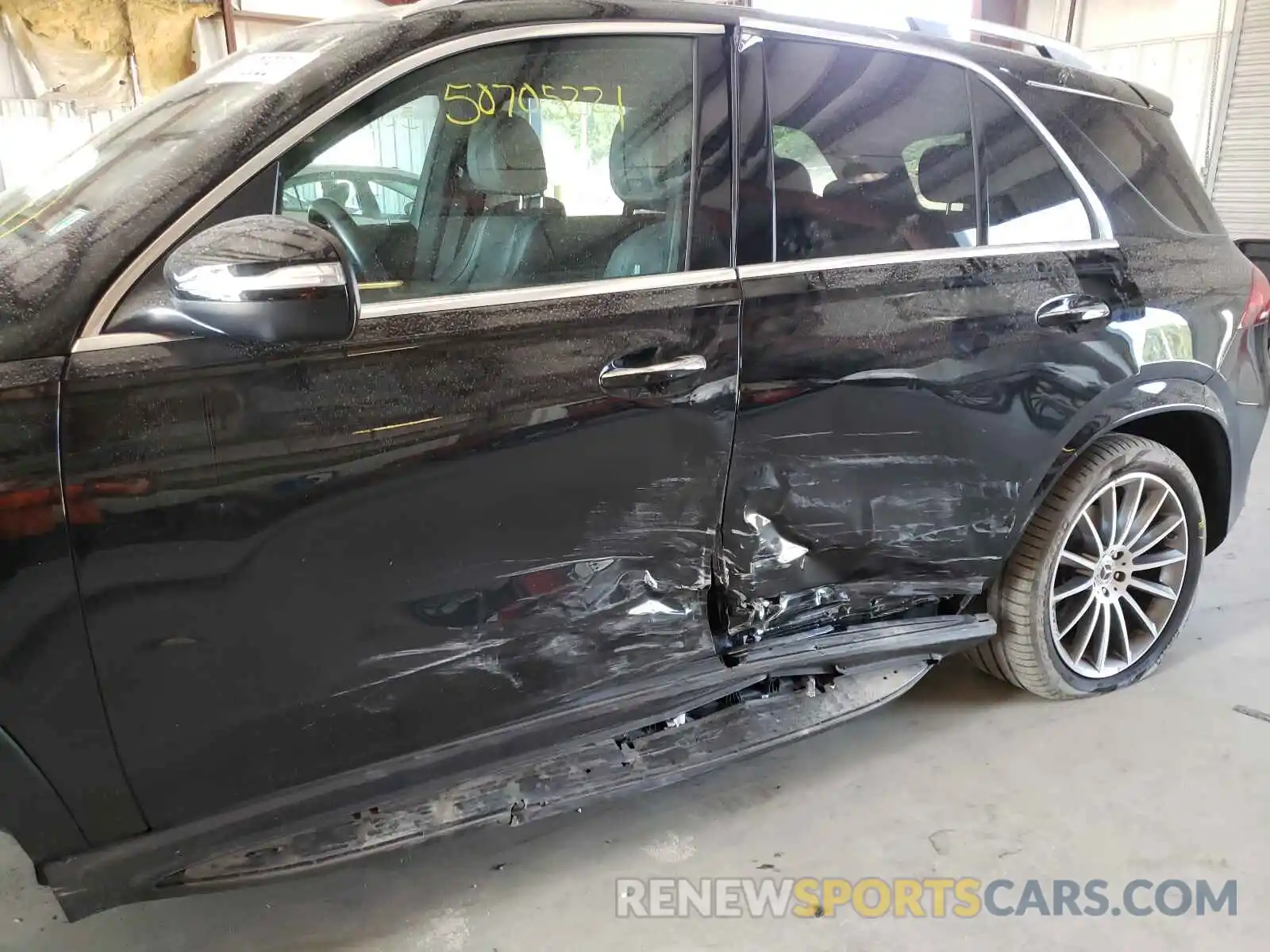 9 Photograph of a damaged car 4JGFB8GB3LA178876 MERCEDES-BENZ GLE-CLASS 2020