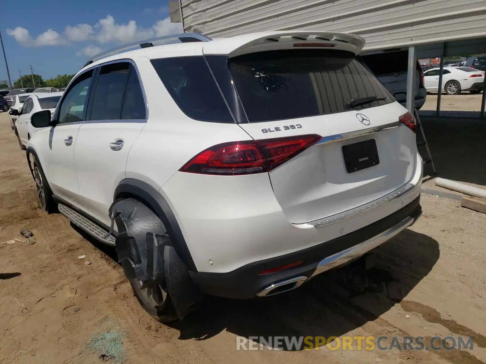 3 Photograph of a damaged car 4JGFB4JB0MA316019 MERCEDES-BENZ GLE-CLASS 2021