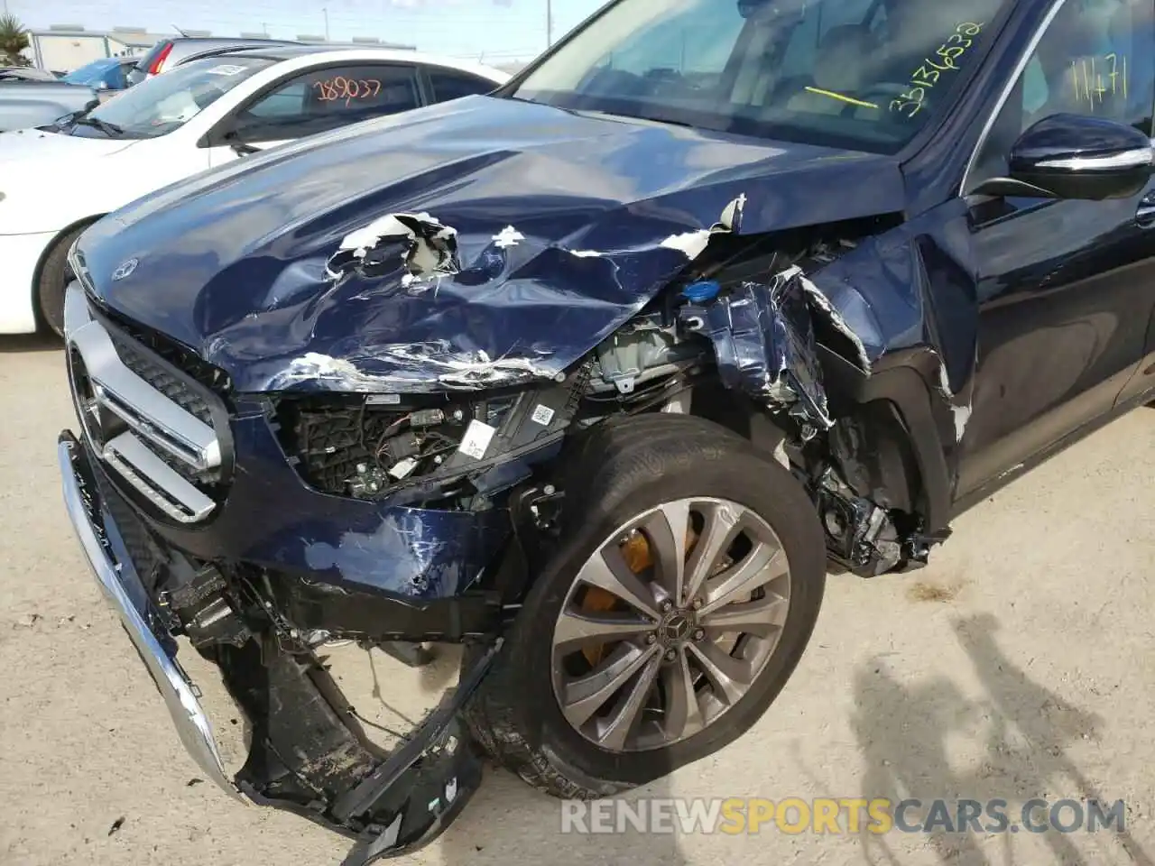 9 Photograph of a damaged car 4JGFB4JB0MA457107 MERCEDES-BENZ GLE-CLASS 2021