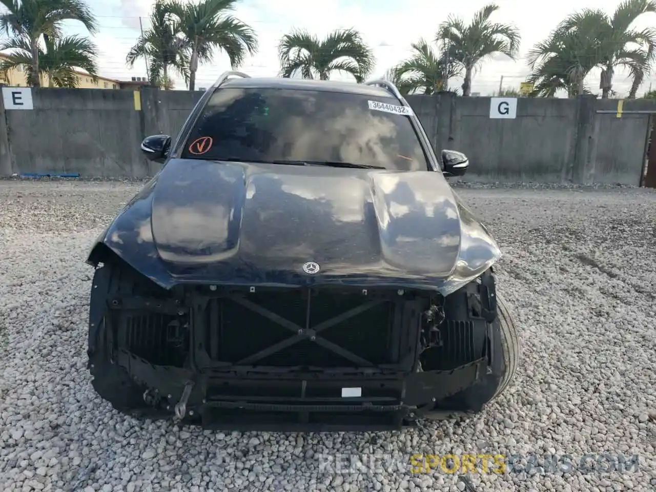 9 Photograph of a damaged car 4JGFB4JB2MA389702 MERCEDES-BENZ GLE-CLASS 2021