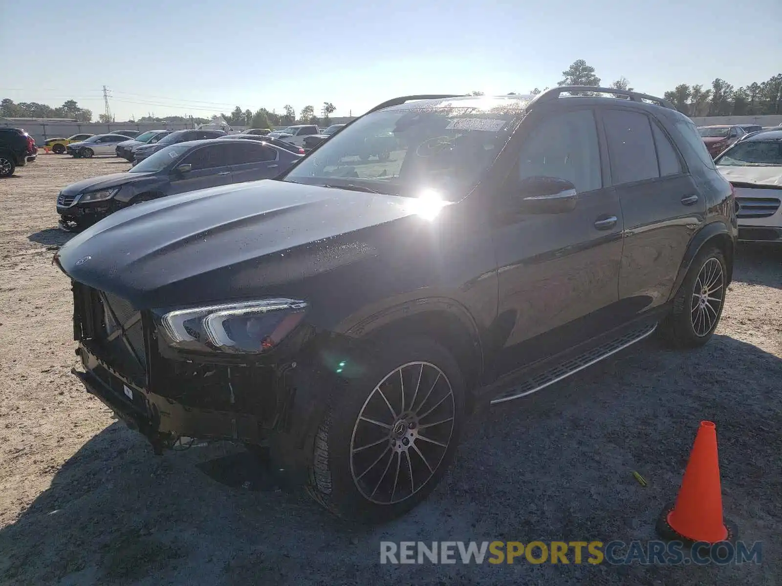 2 Photograph of a damaged car 4JGFB4JB3MA474712 MERCEDES-BENZ GLE-CLASS 2021